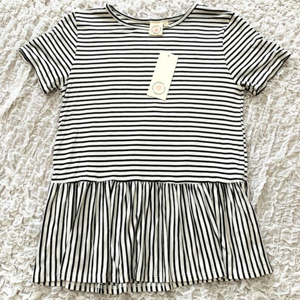 Live in the Moment top black  white striped short sleeve ruffle hem top size S